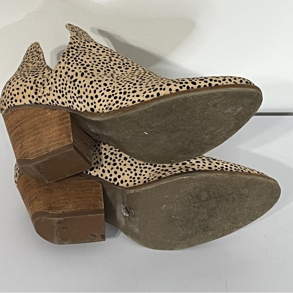 Coconuts by Matisse Trader Leather and Fur Cheetah Animal Print Bootie - Picture 6 of 6